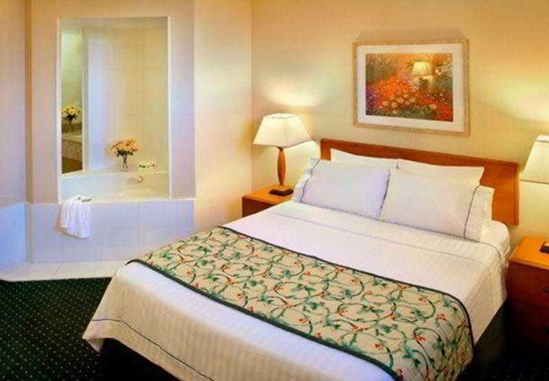 Fairfield Inn & Suites By Marriott Edison - South Plainfield Esterno foto