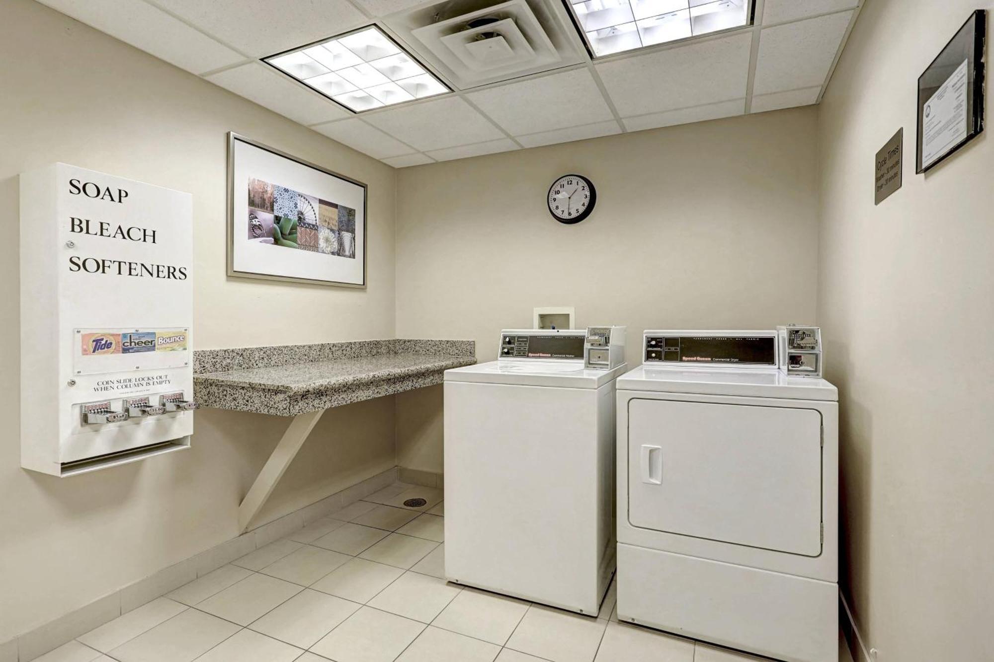 Fairfield Inn & Suites By Marriott Edison - South Plainfield Esterno foto