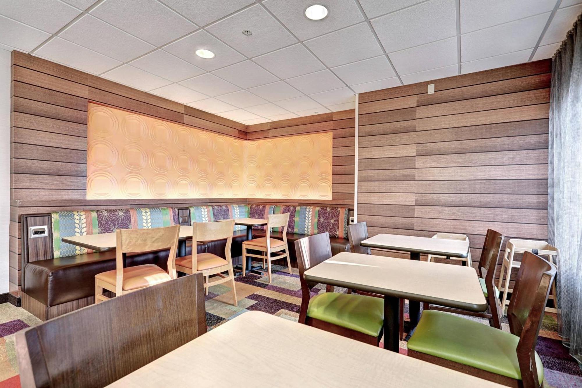 Fairfield Inn & Suites By Marriott Edison - South Plainfield Esterno foto